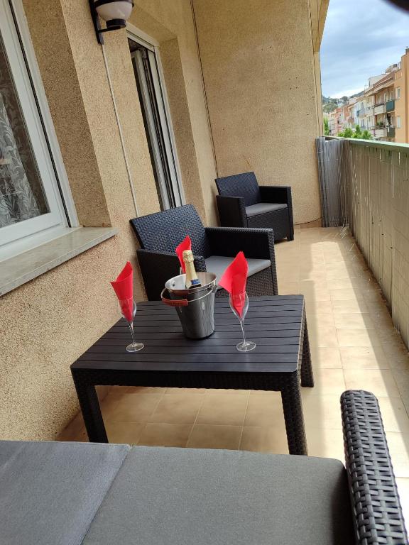 Piso de 4 habitaciones en el centro de Roses - Apartment