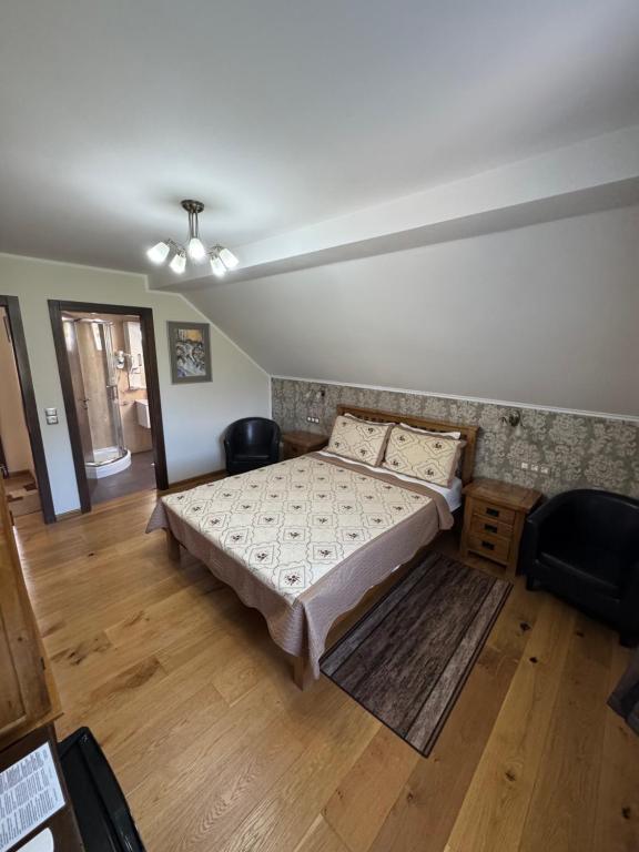 B&B Millenium House - 3