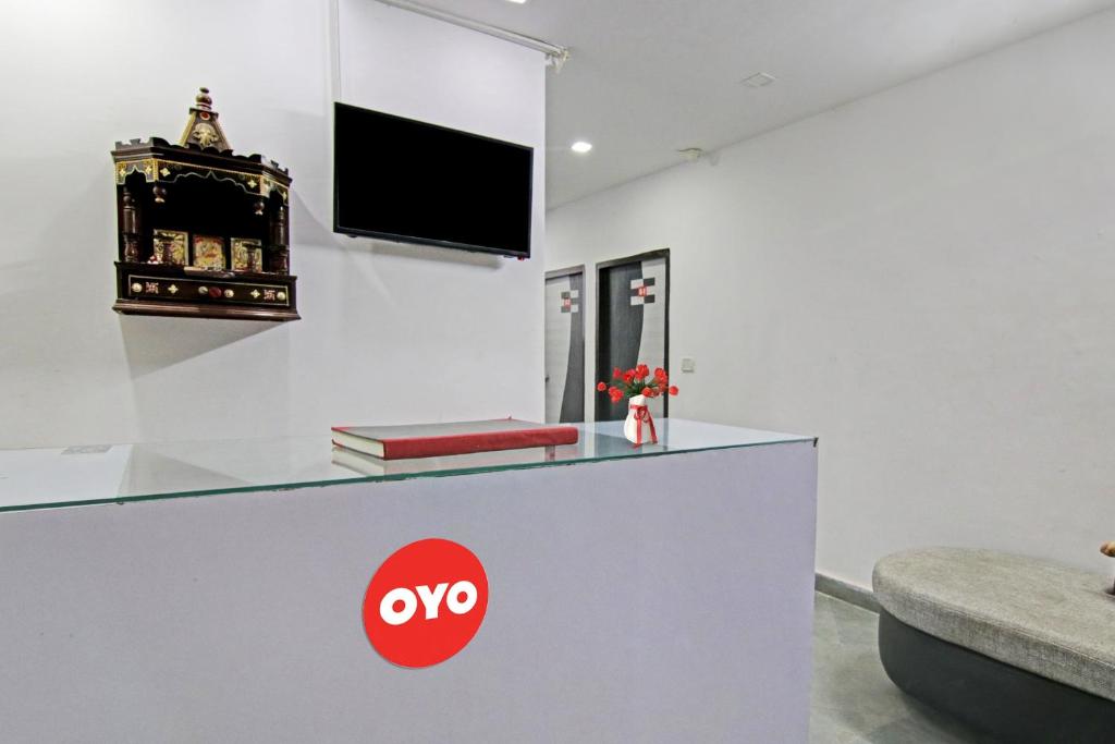 TV a/nebo společenská místnost v ubytování Hotel O Downtown