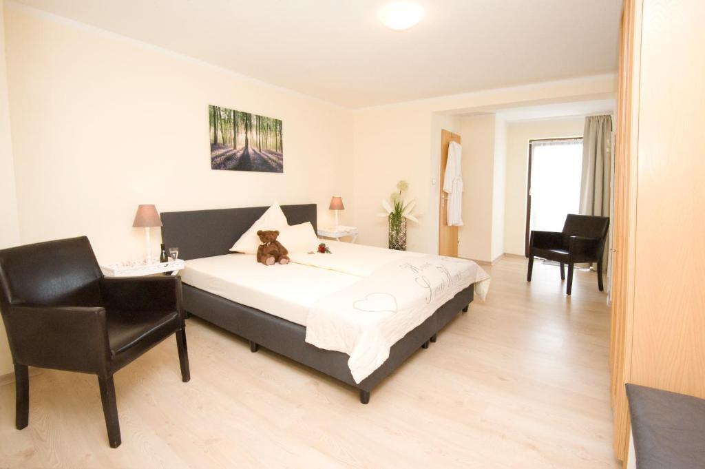 Hotel Garni Zum Grünen Baum - Habitación Doble Estándar