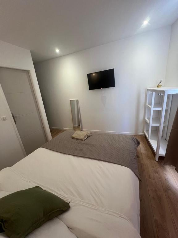 Postel nebo postele na pokoji v ubytování La Meisoun