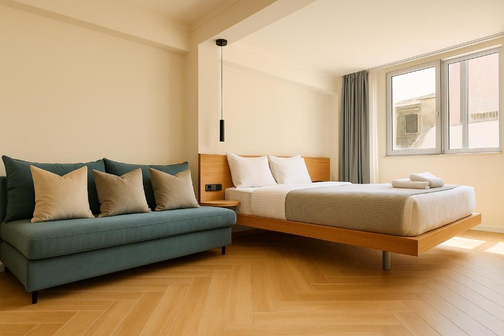 Triple A - Golden Eight - On Aiolou Downtown - FREE Parking! - Resim 19