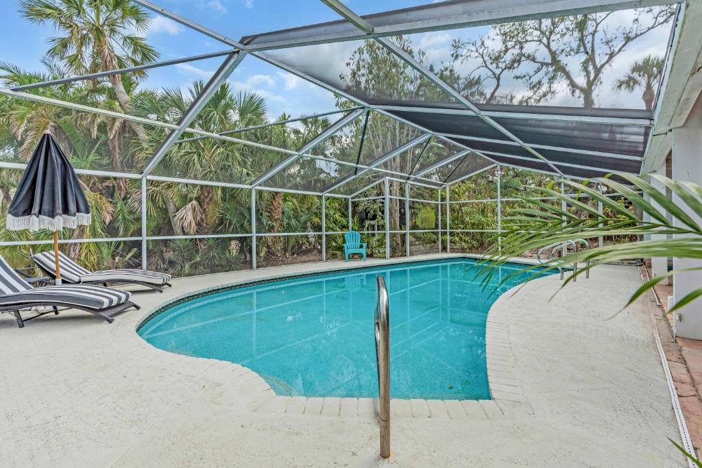 Kolam renang di atau dekat dengan Siesta Key home 5 min from beach