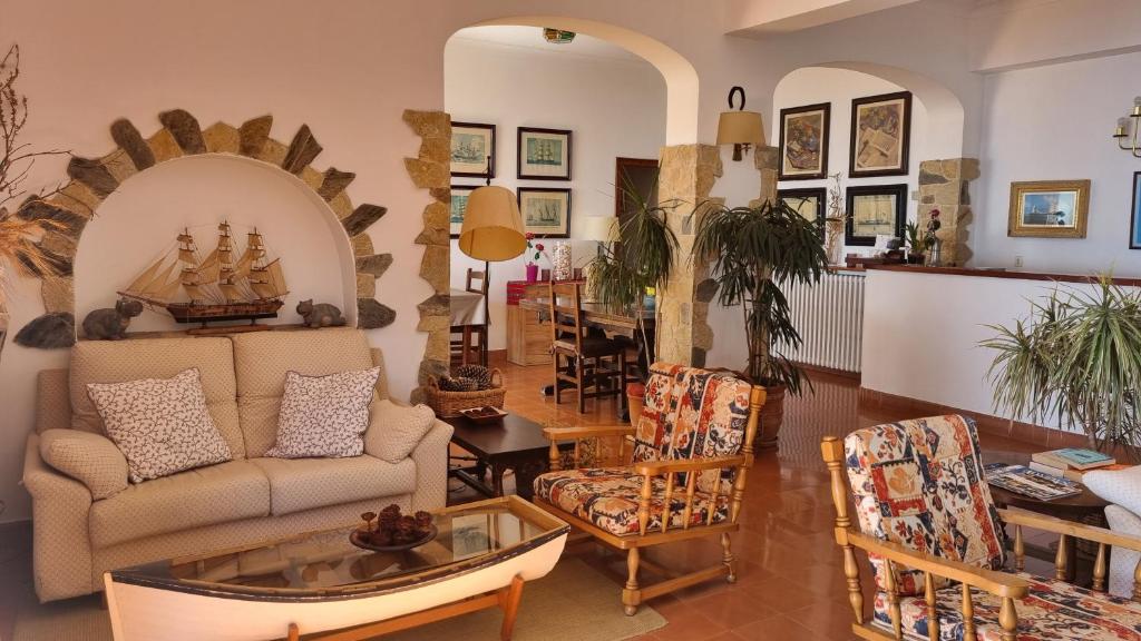 Posezení v ubytování Hostal Sa Barraca - Adults Only