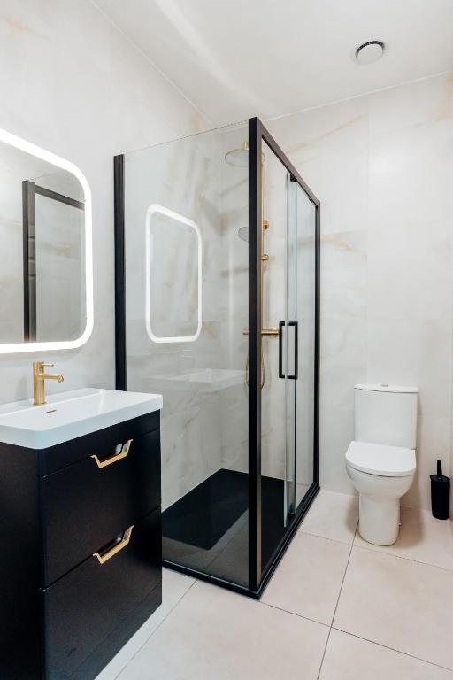 Eden Quay Guesthouse Private Rooms - Resim 9