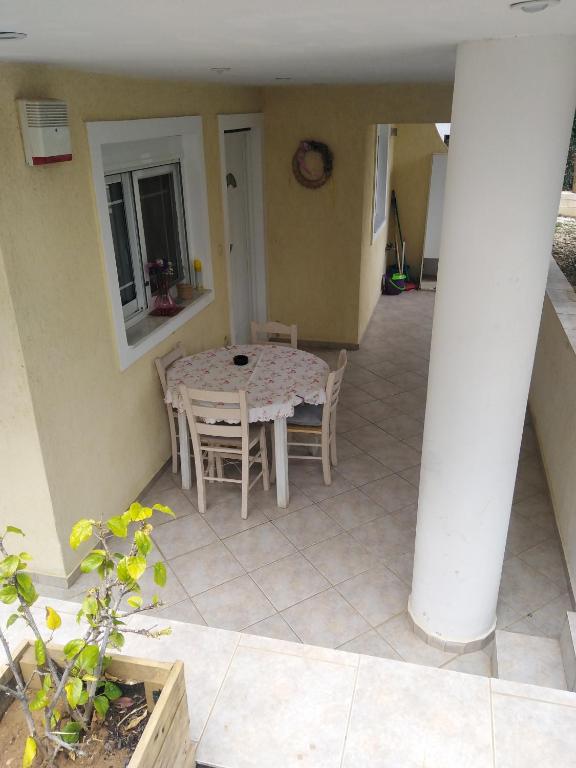 Balkón alebo terasa v ubytovaní Stavros Apartments