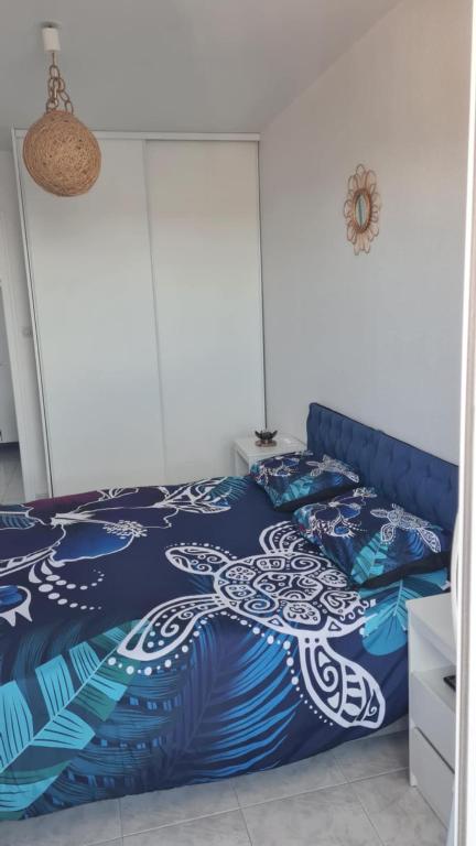 Letto o letti in una camera di CHARMANT T2 Avec LOGGIA VUE MER