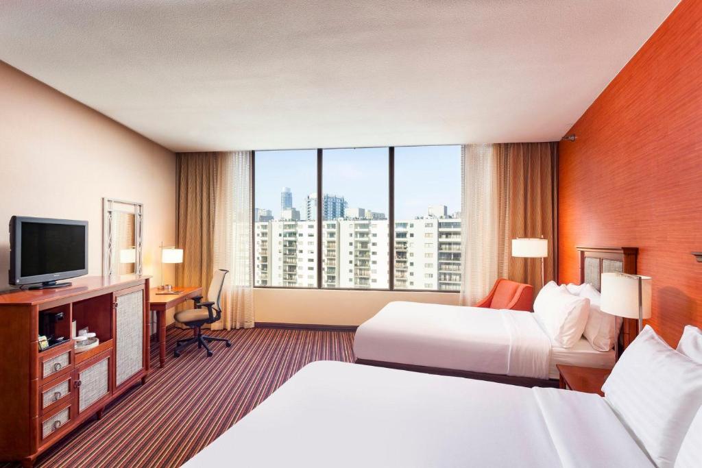 Holiday Inn Austin -Town Lake by IHG photo