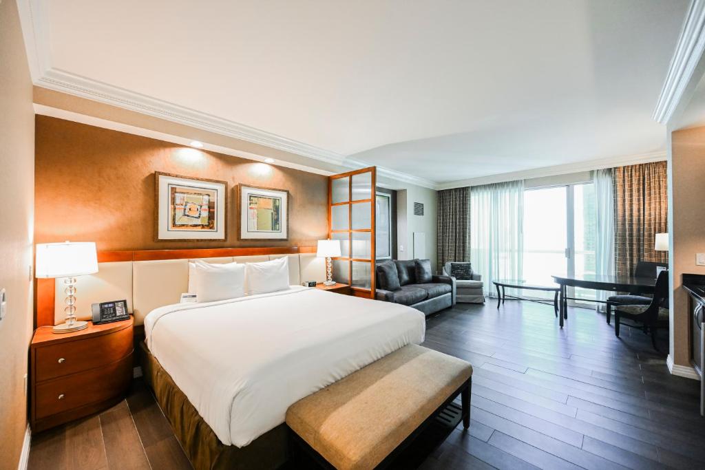 Signature Rental by Owner Direct - 