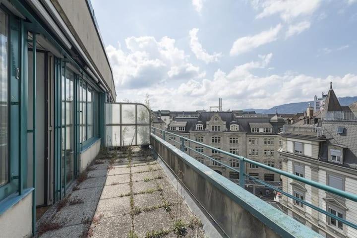 City center Flats in Zurich Downtown, Jakobade - Self Checkin - Resim 5