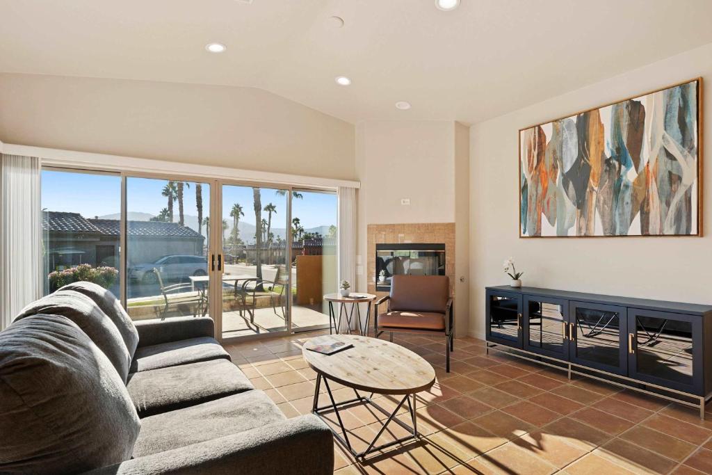 Χώρος καθιστικού στο Casita 86153 - Sofa sleeper only