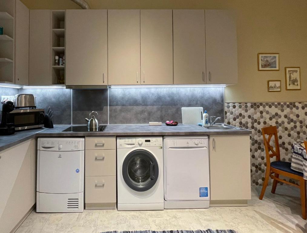 Kuchyňa alebo kuchynka v ubytovaní ABT Apartments