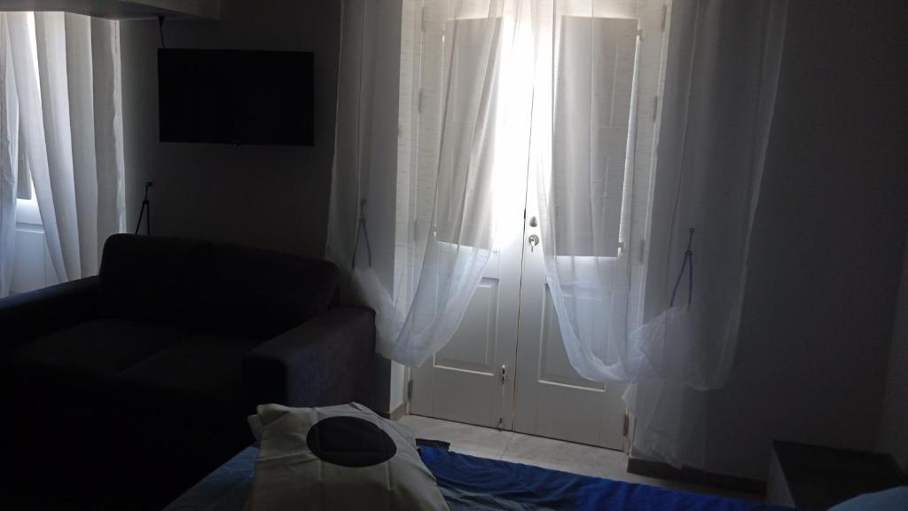 TV a/nebo společenská místnost v ubytování Tal Landier Accommodation