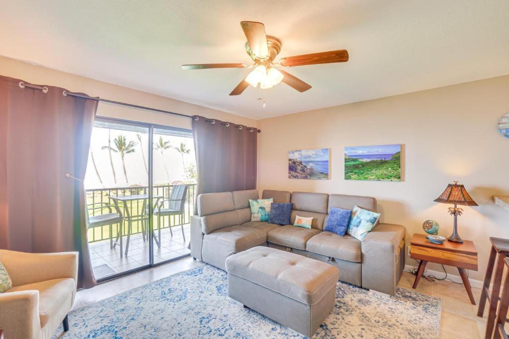 Setusvæði á Molokai Shores Resort Condo with Pool and Views!