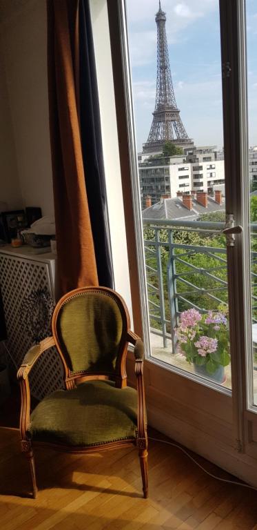 Et sittehjørne på Vue tour Eiffel