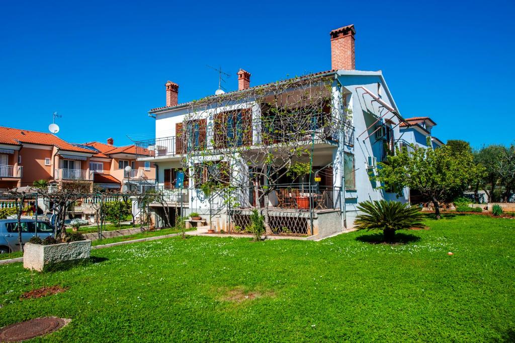 Apartments Severina