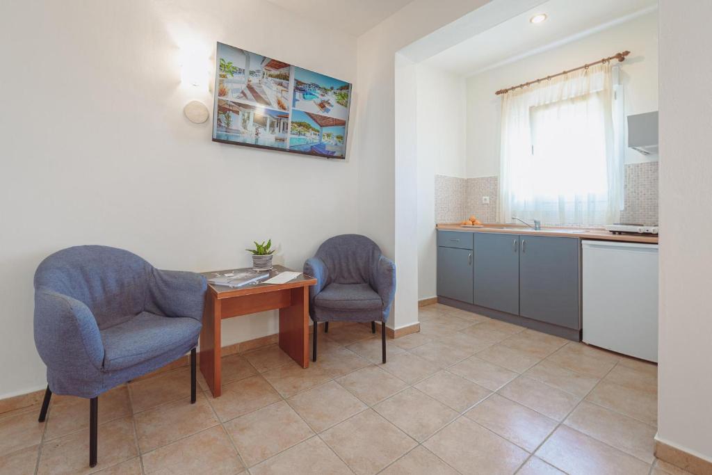 Ampelia Hotel Kassandra - 7