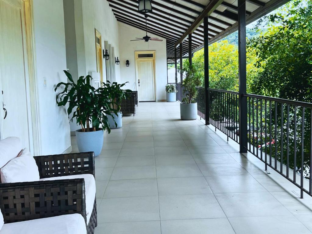 Balkón nebo terasa v ubytování Paseo Suites El Valle, Luxury Apartments