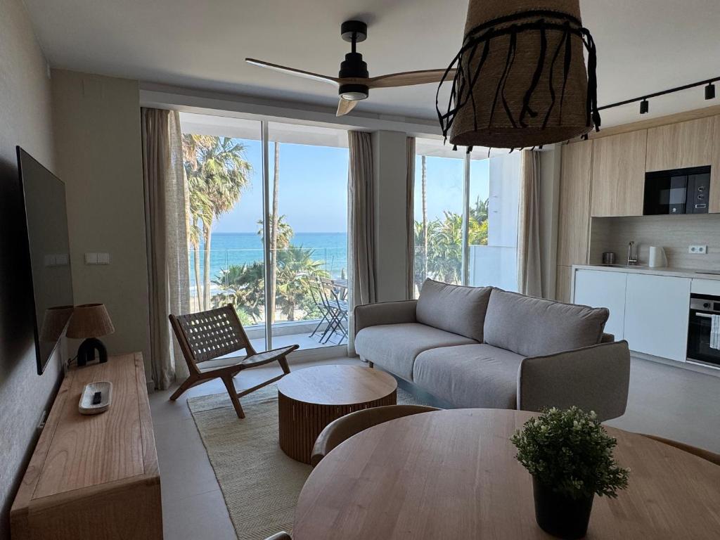 SuiteLine - Sealine Apartments