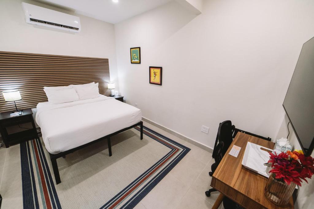 The Looking Glass Hotel - Zimmer Mit Queensize-Bett – Barrierefrei