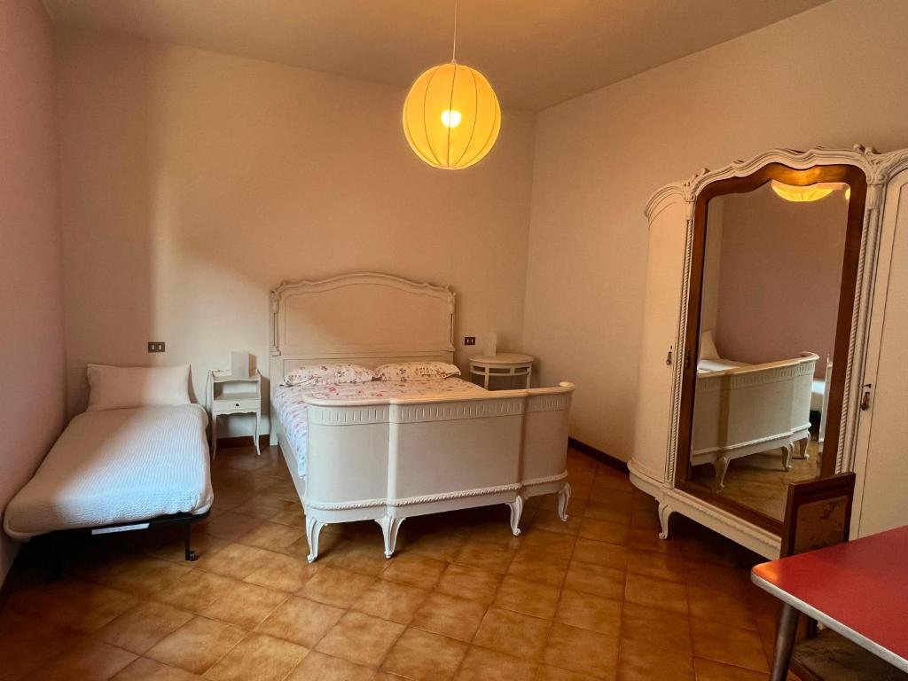 Il cortile - Camera Doppia Con Bagno In Comune