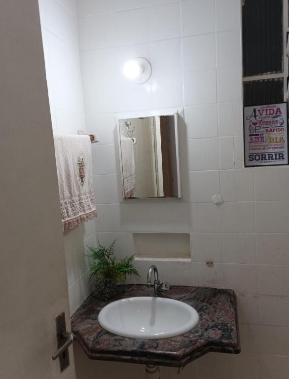 Ένα μπάνιο στο Hostel quartos suítes casa