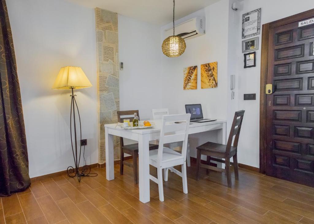 La Casa del Maestro de Música - 8