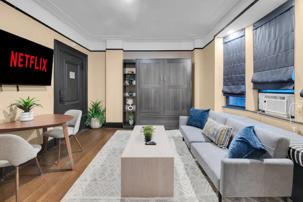 Posezení v ubytování Walkable Paradise Heart of the City APT