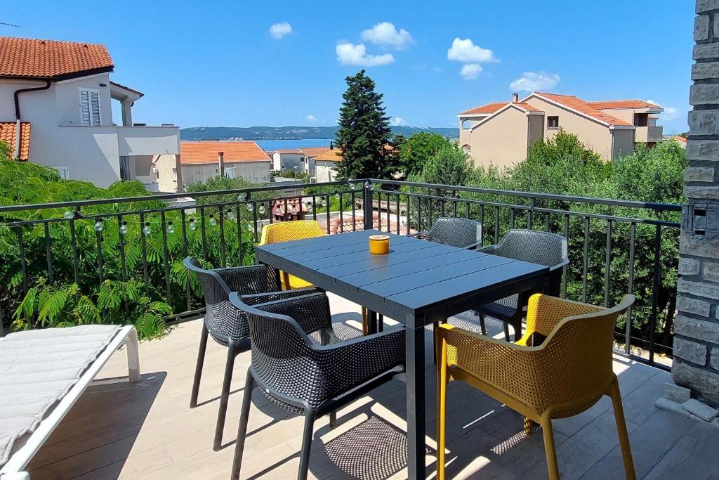 Apartments with parking space Biograd na Moru, Biograd - 24355
