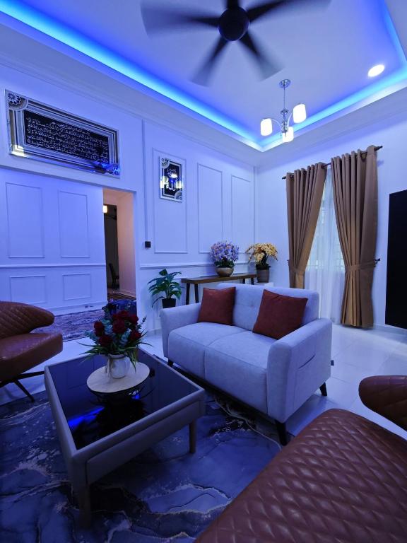 Posezení v ubytování TheZamil's Homestay