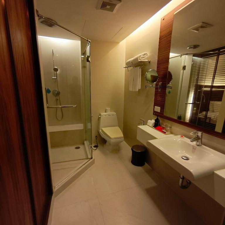 Koupelna v ubytování Sacha's Hotel Uno