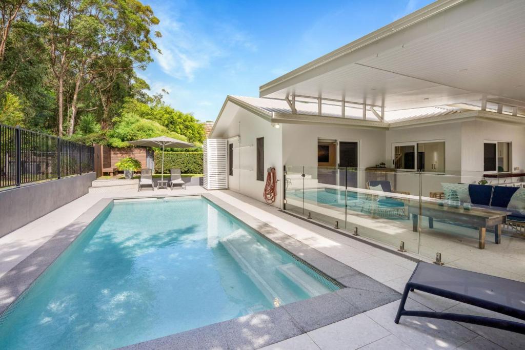 Bazén v ubytování Seabreeze Escape - Rainbow Beach. Pool. Wifi. Aircon nebo v jeho okolí