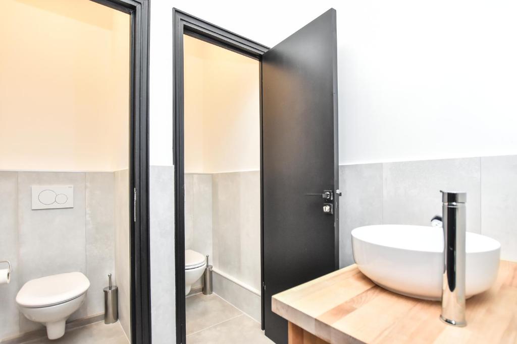 Photo de la galerie de l'établissement Wonderful apartment - 3BR-8P - Nation, à Paris