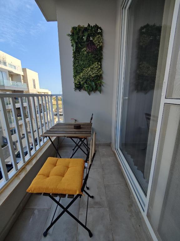 Balkón nebo terasa v ubytování Modern Apartment in Marsaxlokk