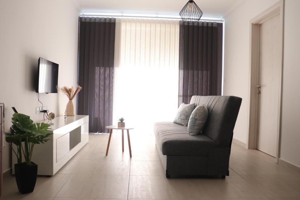 Posezení v ubytování Modern Apartment in Marsaxlokk
