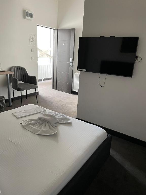 HOTEL Vitan273 - Resim 11