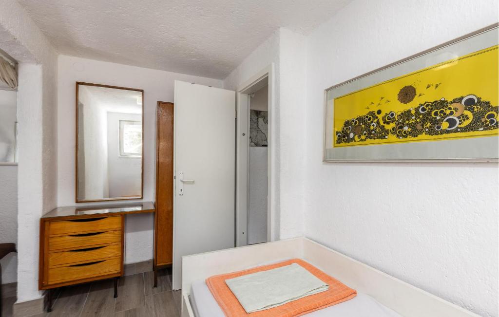 Posteľ alebo postele v izbe v ubytovaní Beach Front Home In Klada