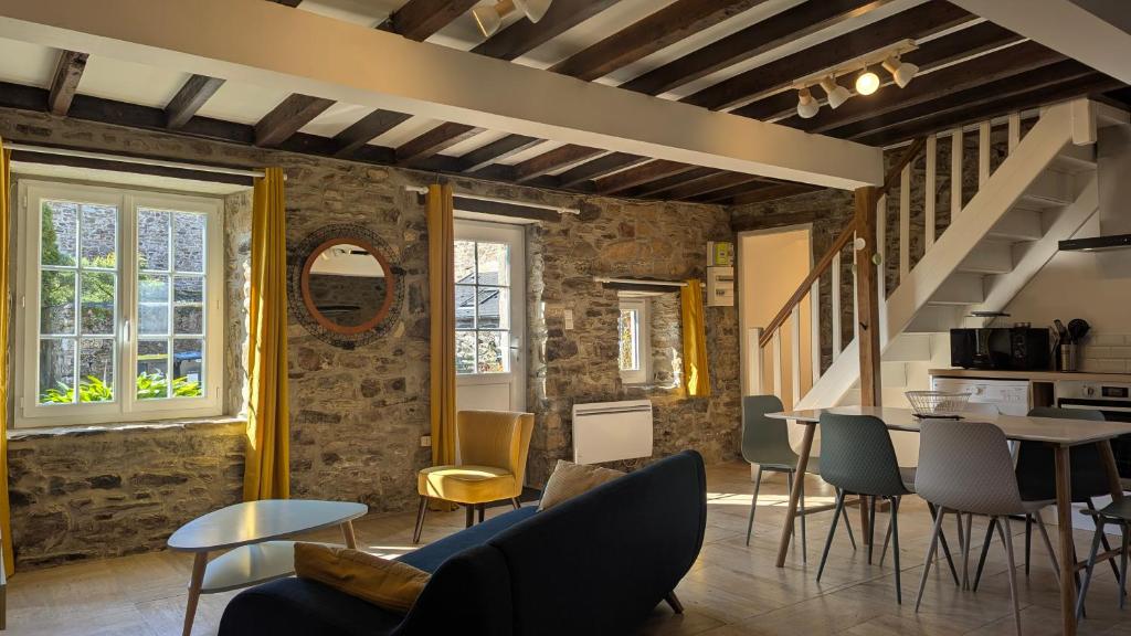 Kuchyňa alebo kuchynka v ubytovaní Maison Normande proche de la mer et des lieux touristiques