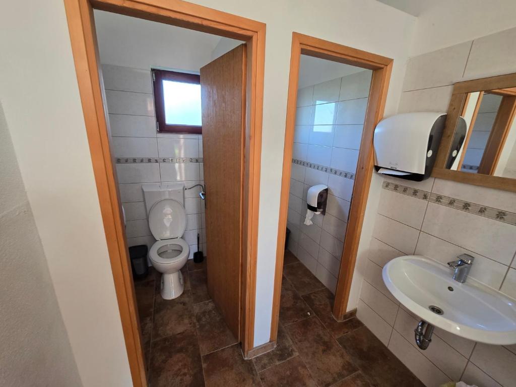Kúpeľňa v ubytovaní Bungalows Rizvan City