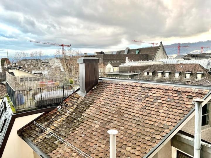 Amazing Apartments, heart of Zurich Old Town Glocken - Self Checkin - Resim 20