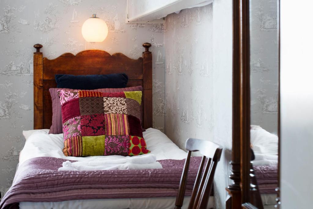 Postel nebo postele na pokoji v ubytování Strandvillan Hotell och Bed & Breakfast