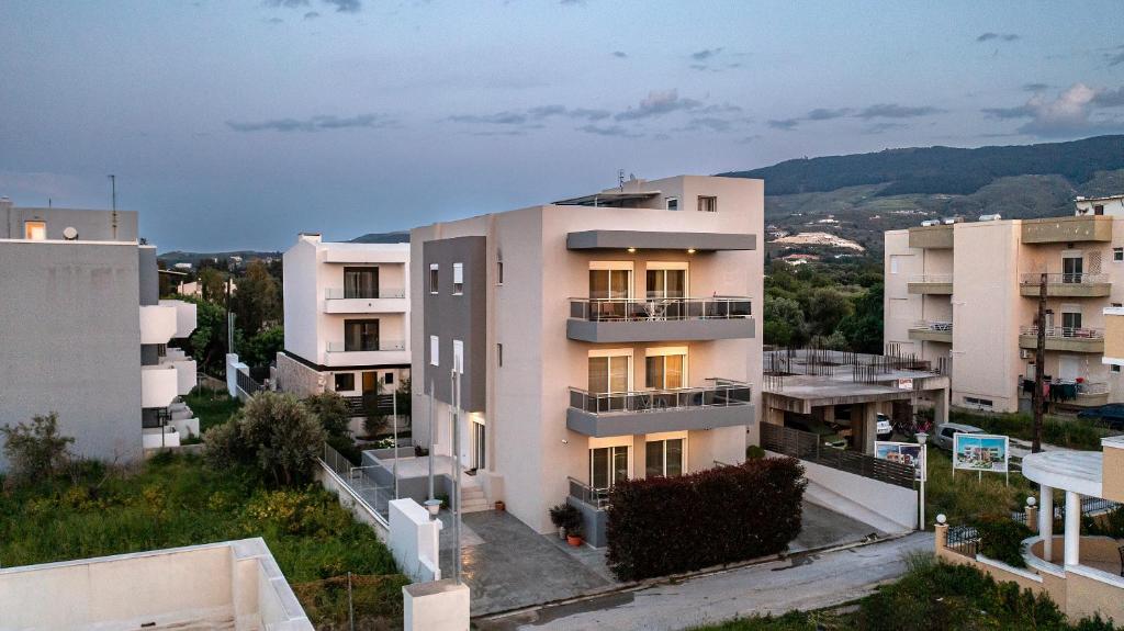 Lacha Houses Apartments