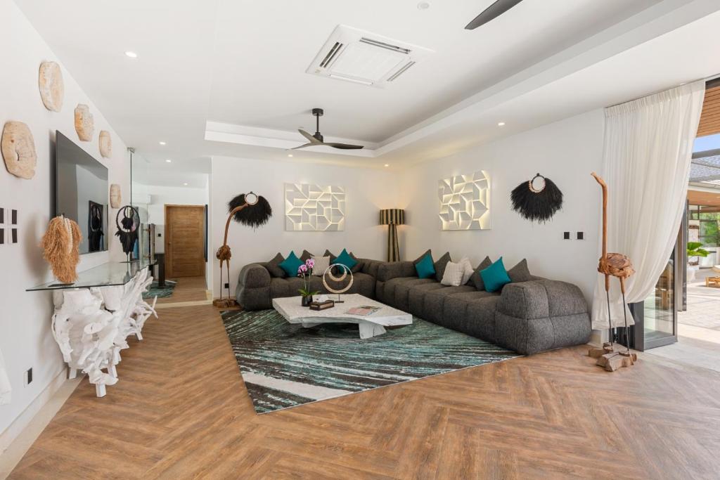 Posezení v ubytování Luxury Tropical Villa Riverside With Private Pool And Garden In Koh Samui