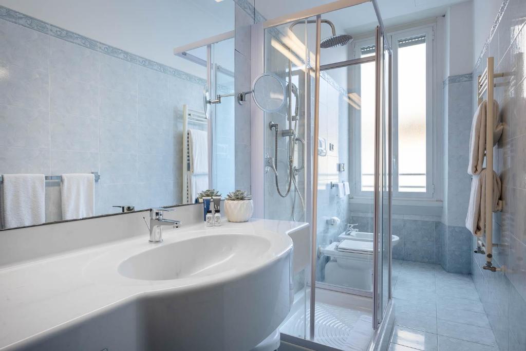 iH Hotels Milano Ambasciatori - Resim 18