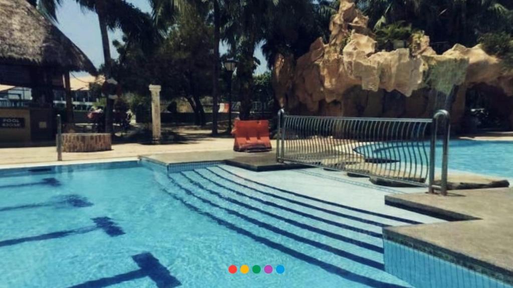 Bazén v ubytování Glory Beach SeaView 3BR RamsHomestay nebo v jeho okolí
