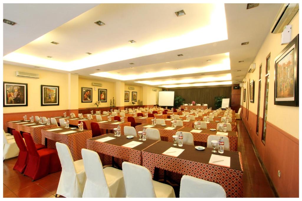 Posezení v ubytování Mutiara Hotel and Convention