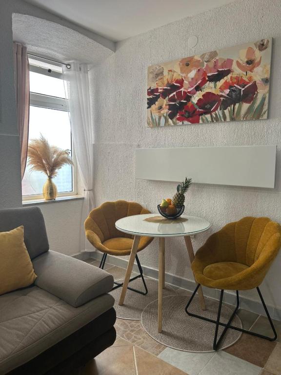 Posedenie v ubytovaní Apartman Evita