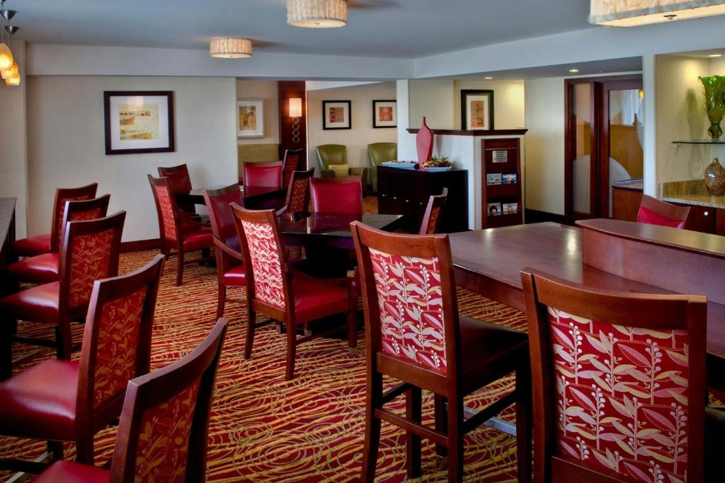 Posezení v ubytování Buffalo Marriott Niagara