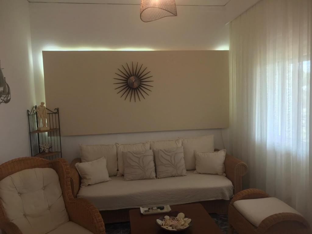 Een zitgedeelte bij ARIS House