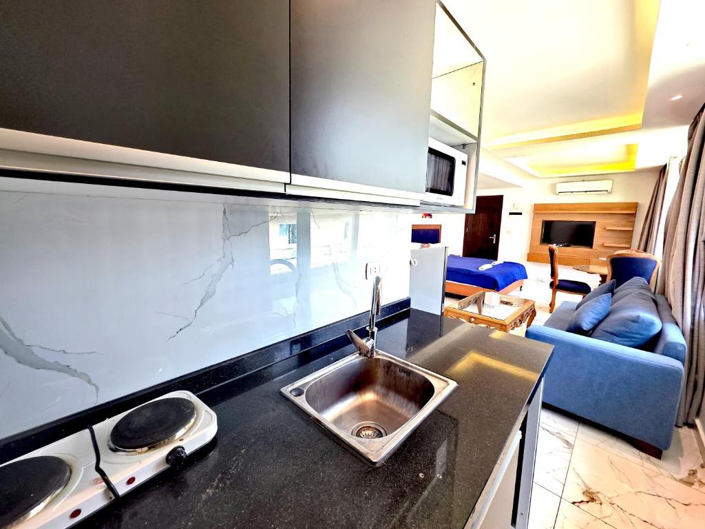 Posezení v ubytování Sama Hamra Hotel